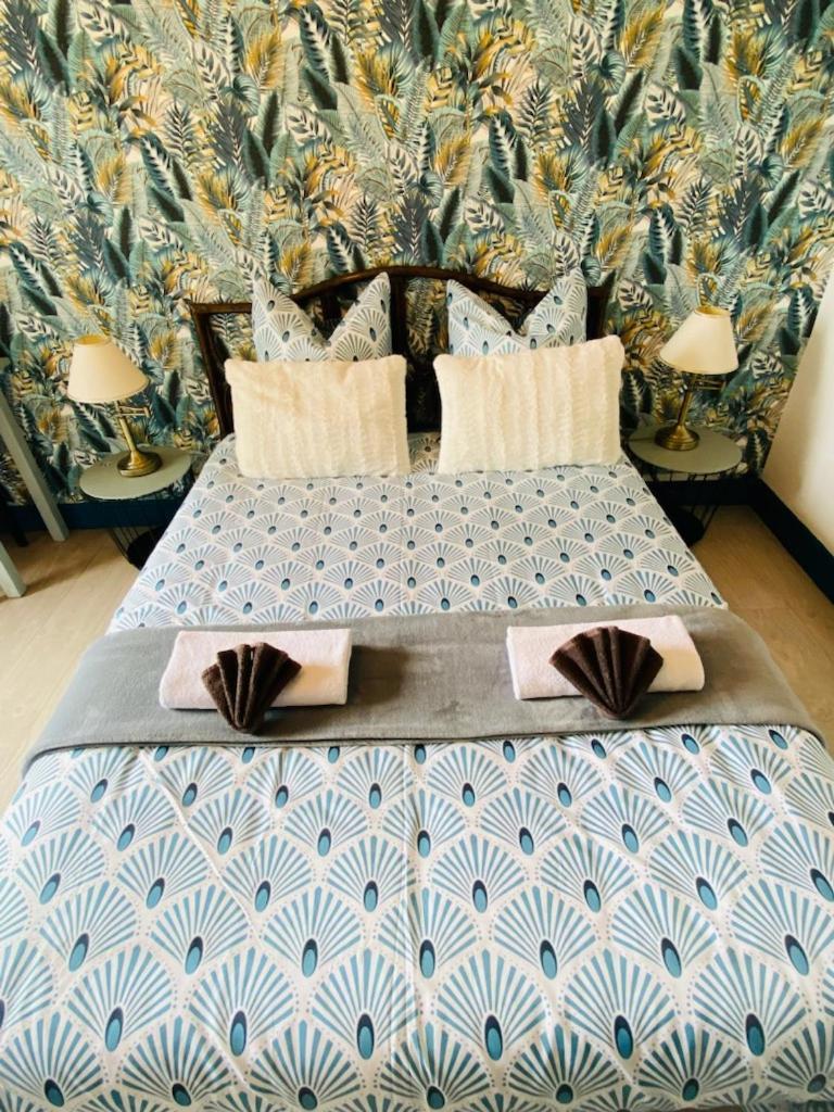 Auberge Du Relais D Auniac Hotel Bar Restaurant Piscine Anglars-Nozac ภายนอก รูปภาพ